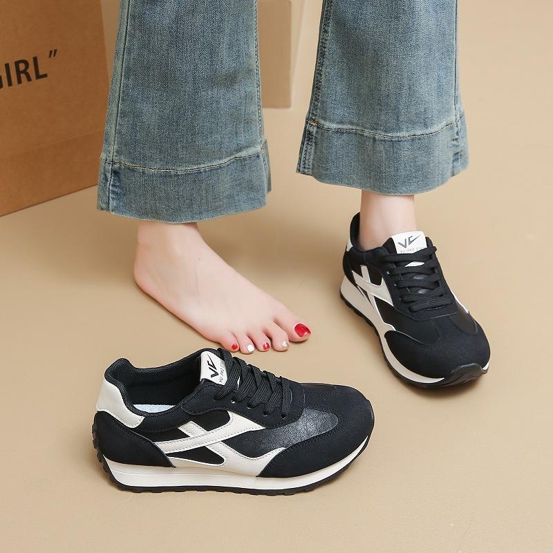 

Ретро немецкие тренировочные туфли женские осень 2025 новые износостойкие нескользящие на толстой подошве увеличивающие рост повседневные спортивные туфли Форреста Гампа женские 35 чёрный