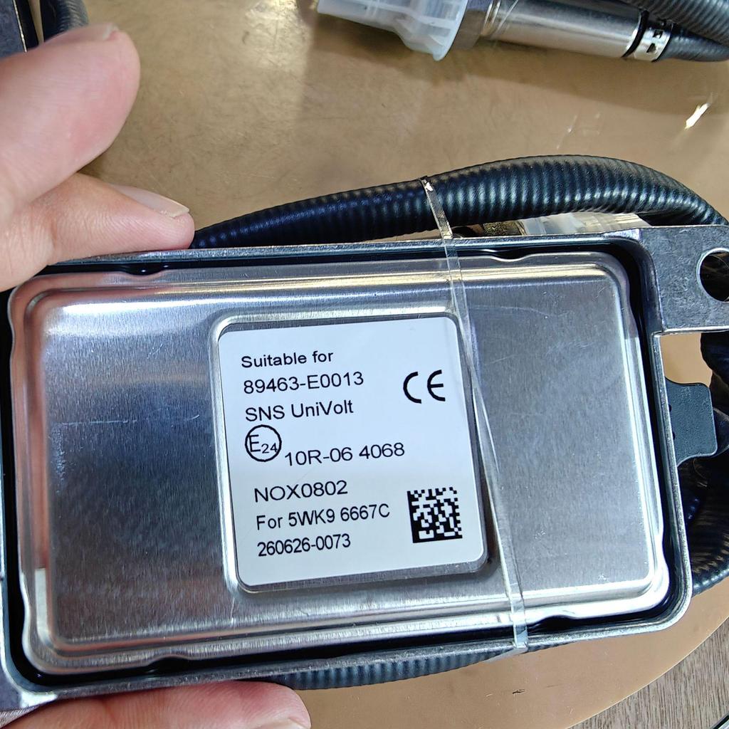 Komatsu Starter Motor Relay Switch KD 0-25000-8333 for PC300-8M0 & PC400-7 Models