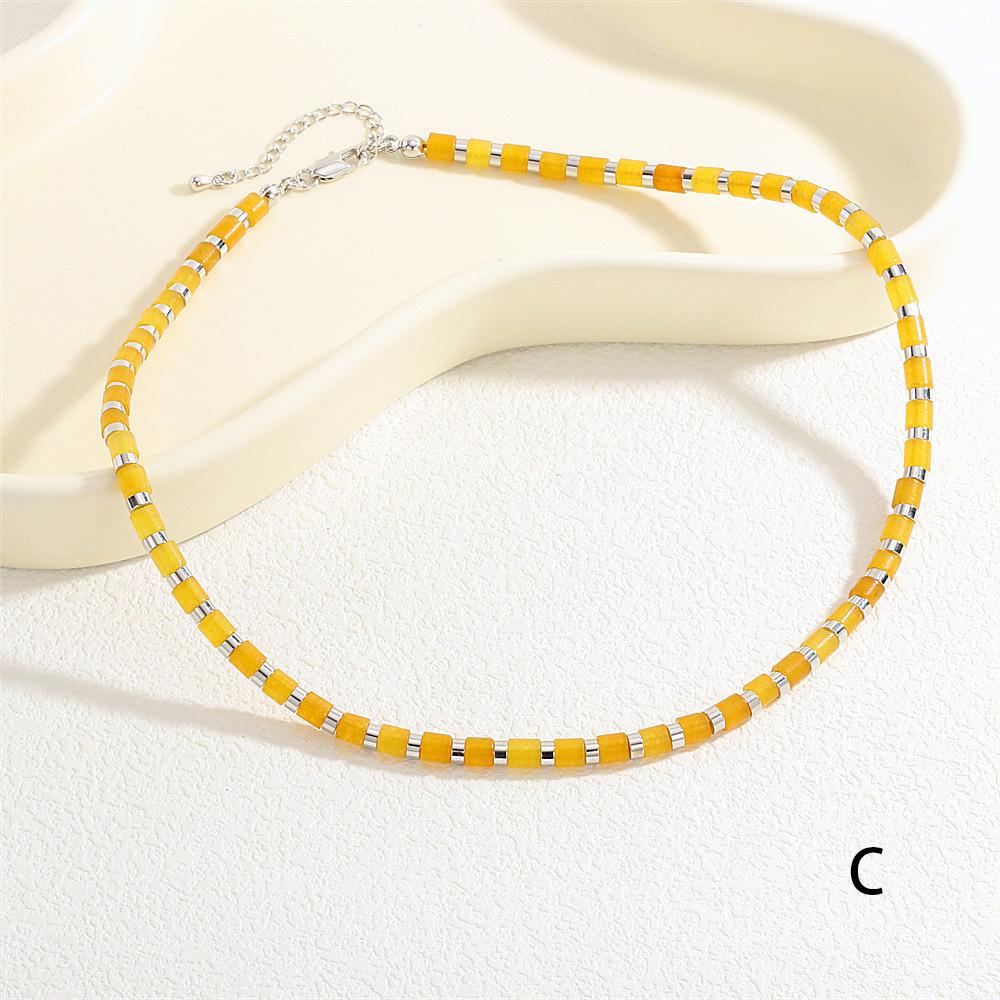 

Дофаминовая хип-хоп ключичная цепочка в ярком этническом стиле