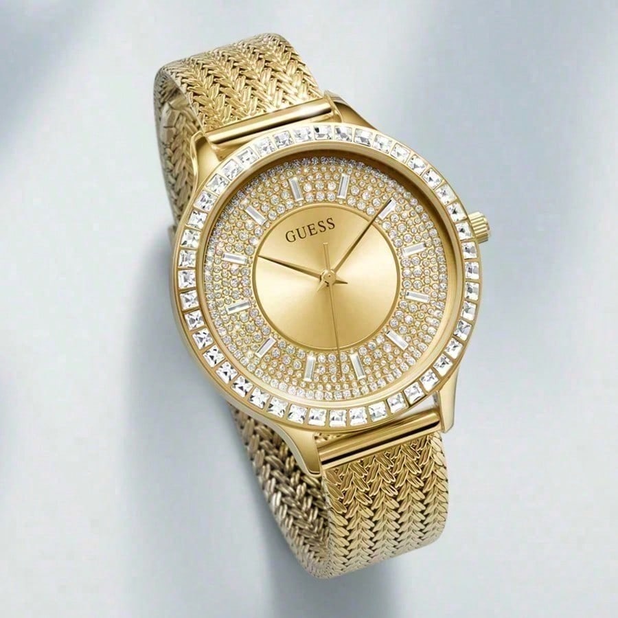 

Guess Ladies Waterproof Quartz Watch - Stainless Steel Case & Strap Daily Gatherings Versatile Gift GW0402L2