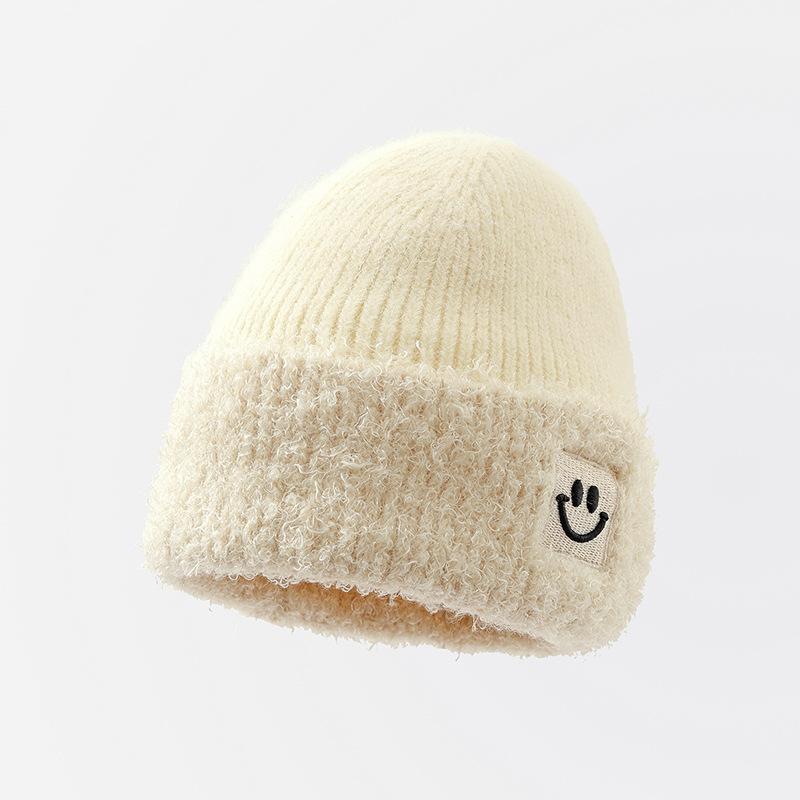 New Autumn and Winter Hats for Women Cute Smiling Face Knitted Wool Hats In Winter Warmth Student Plush Hat Trend