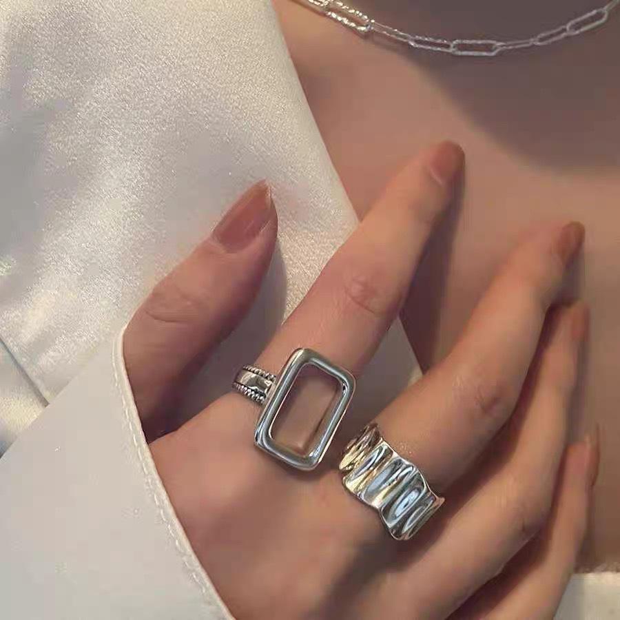 Retro Geometrischer Hohl Offener Ring - Koreanischer Stil für Frauen