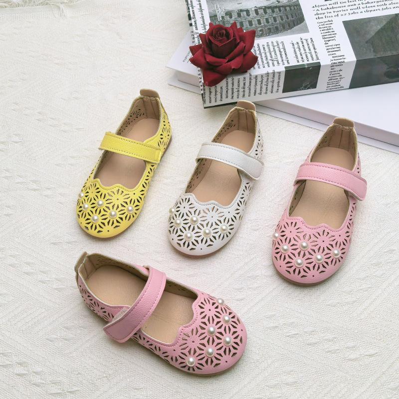 Fashion Girls Shoes Summer New Kids Sandals Soft Soled Girls Casual Shoe Anti Slip Child Leather Shoes Simple Girl Princess Shoe