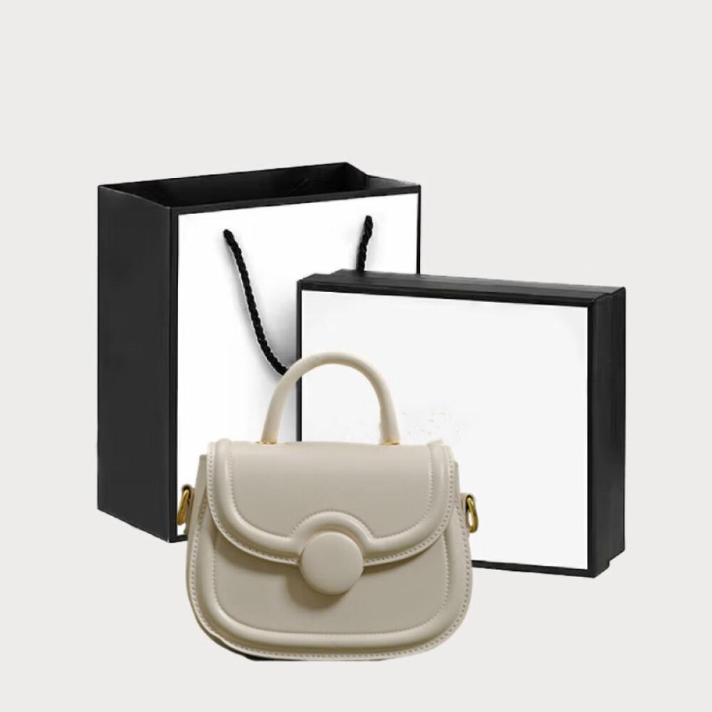 Vintage handbag niche single shoulder bag Small square bag all crossbody bag length 18cm wide 5cm high 14cm