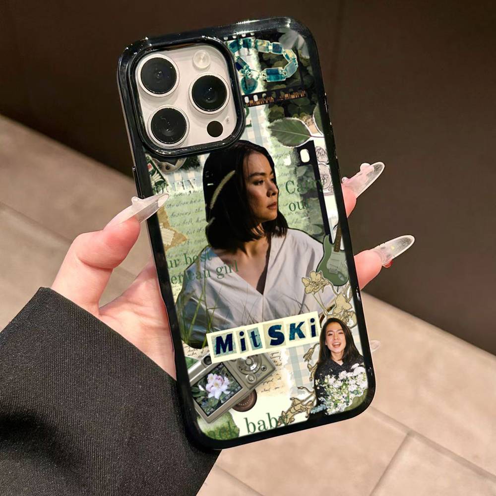 Beliebte Sängerin M-Mitski Für IPhone 17 16 15 14 13 Pro 12 11 Pro Max Harte PC+TPU Handyhüllen Rückseite