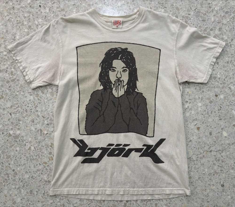 Bjork Graphic Tour Shirt Bjork Retro Style White Unisex T shirt S5XL WA4242 Unisex T-Shirt XXXL