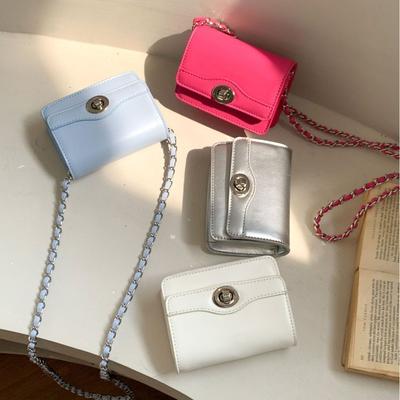 New Clamshell Small Square Bag Women's Fashion Cute Mini Lipstick Chain Bag Niche Design Messenger Bag Bag