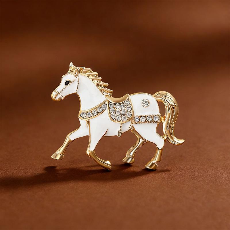 

Luxury Strong Horse Brooches For Women Unisex 4-Color Elegant Enamel Animal Year Of The Horse Brooch Pins Gifts