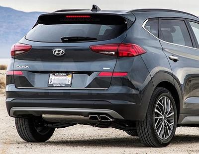 Hyundai TUCSON 2019+ chromová lišta kufru – zvýraznění zadních výklopných dveří – detail zadní části prémiového vozu – vylepšený lesk