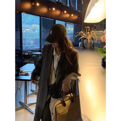 2024 Women's Oversized Retro Woolen Coat - Hepburn Style, Medium To Long, High-End, Temperament Design