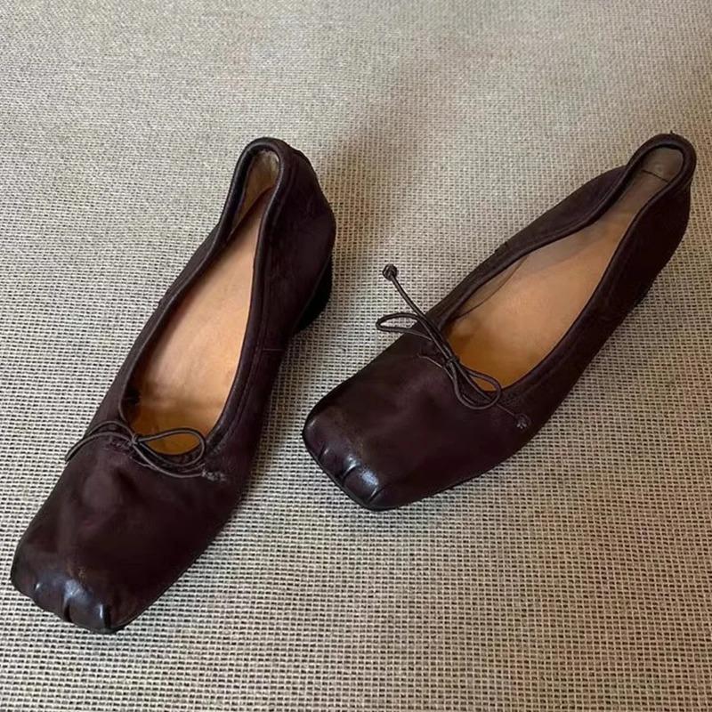 Mode Fyrkantig Tå rynkiga Mary Jane Skor Mjukt Läder Rund Klack Ballerinaskor För Kvinnor Slip On med Rosett Franska Retro Pumps