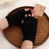 Accessories – Hansker, votter og fingerhansker