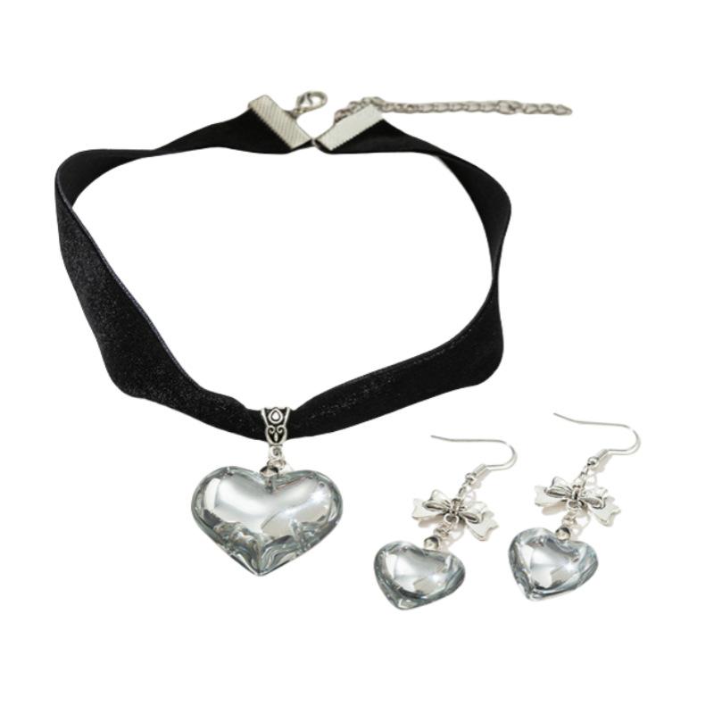 Black Velvet Heart Choker Necklace Earrings For Women Sexy Punk Heart Chockers Collar Retro Neck Jewelry Gift