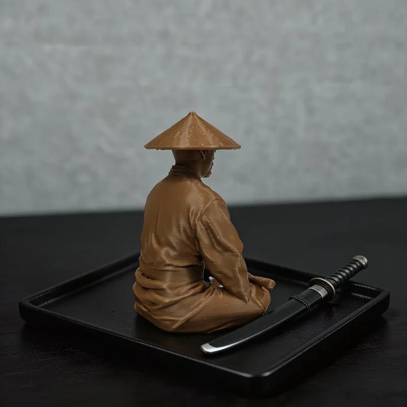 Meditative Sword-Wielding Samurai Statue Ornament, Unique Home Decor, Creative Home Accent