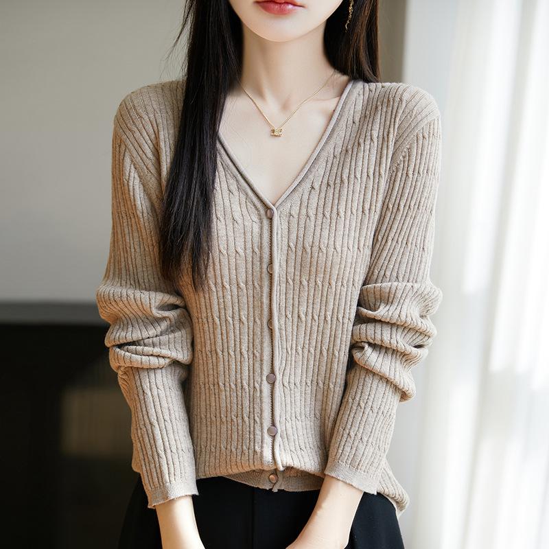 Dámský vlněno-hedvábný kardigan s výstřihem do V a dlouhým rukávem, volného úpletu, jaro/léto 2025