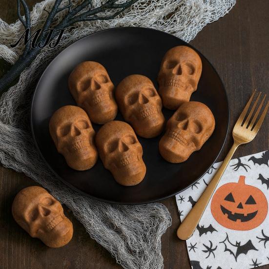 Ghostly Food Decoration Skull Cake Mold with 20 Cavity, Halloween Theme, Silicone Non-Stick Candy DIY Pudding Jelly Mold, Realistic 3D Tray for Baking