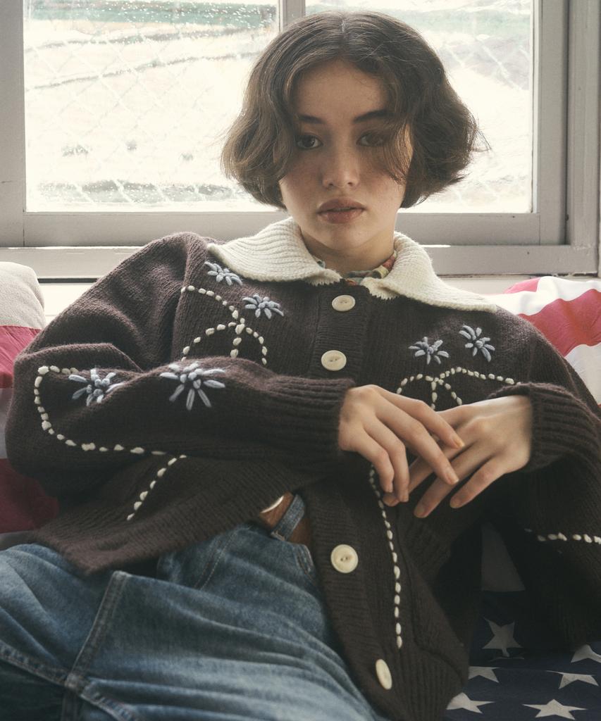 Majo Factory Wendy Hand Embroidery Cardigan [3Color]