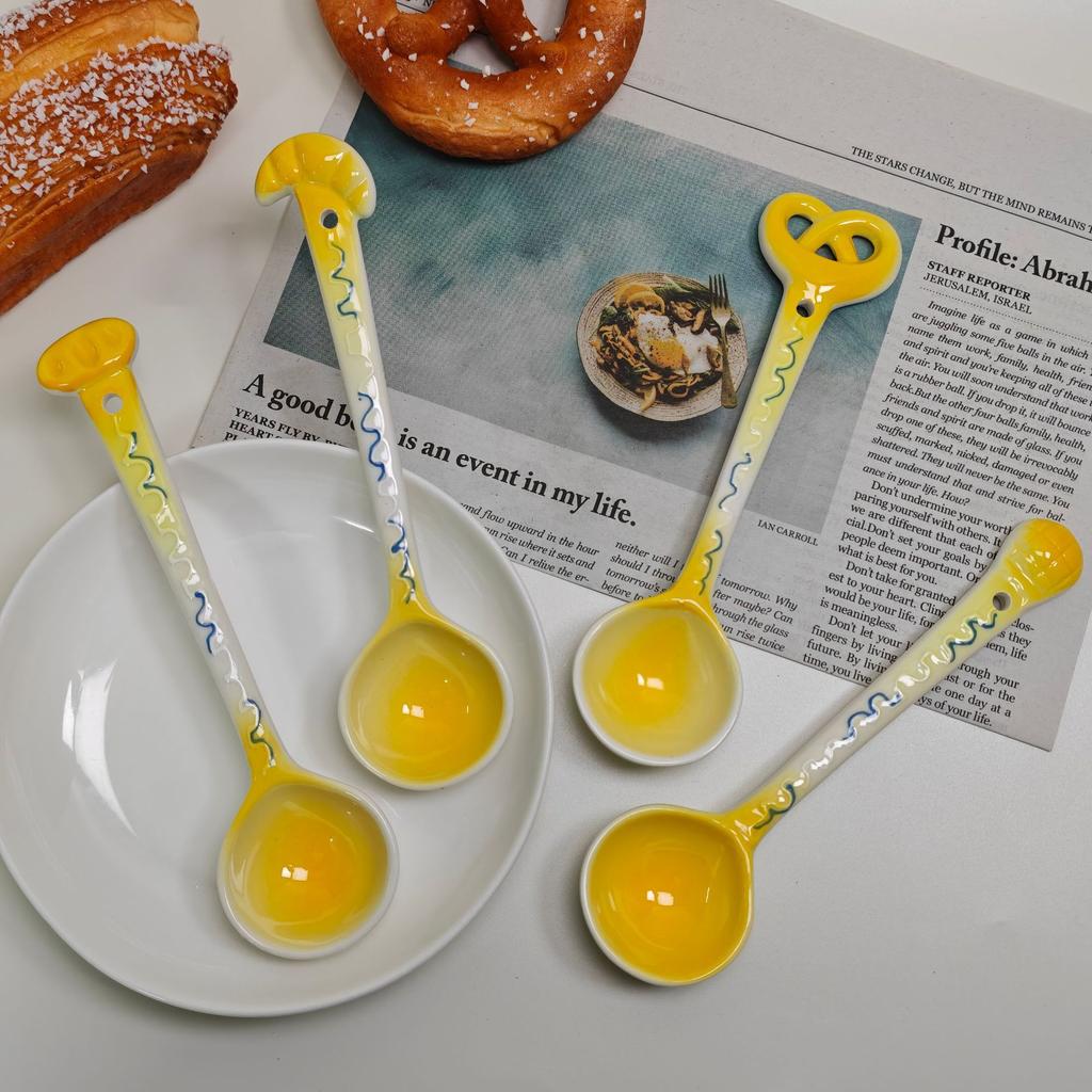 Creative And Fresh Household Children'S Cartoon Spoon Cute Spoon Ceramic Rice Spoon Bread Spoon High Value Long Handle Spoon