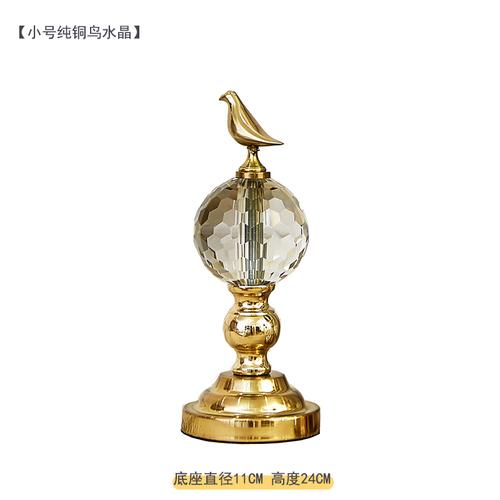 

Vintage Brass Bird Crystal Decor Crafts Elegant Display for Wine Cabinet Living Room Entryway Stylish Shelf Decorations