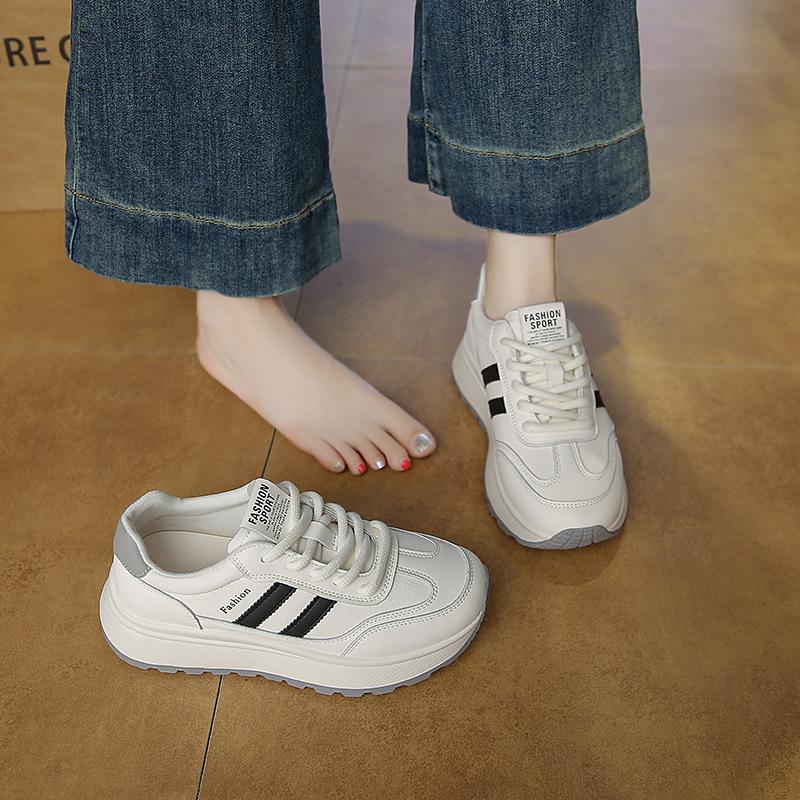 Mesh breathable thick-soled white shoes women's new versatile and lightweight sports and leisure versatile Forrest Gump shoes in summer 2025