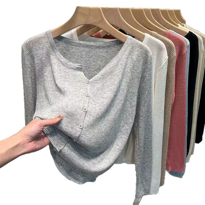 Spring and Autumn Women's Clothing New Thin Soft Waxy and Thin Long-sleeved Knitted Sunscreen and Women's Knitted Sweater