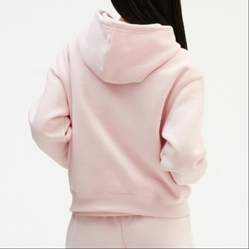 New Balance Women S Small Logo Hoodie Aa nbn0e2S102 15 19 25