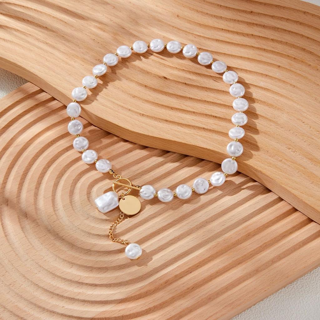 Minimalist Baroque Trendy Flat Pearl Choker Necklace For Women Featuring Geometric Elements