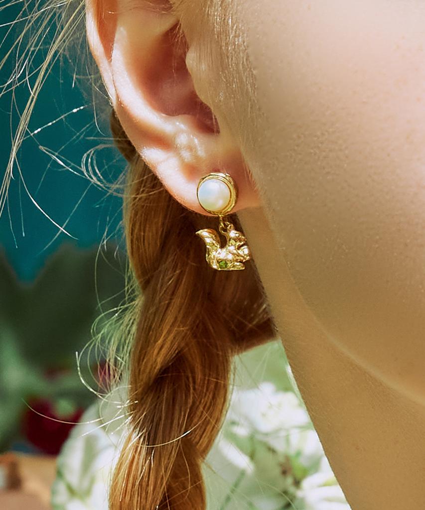 Iris Petit Foret - Squirrel And Leaf Earrings - Gold