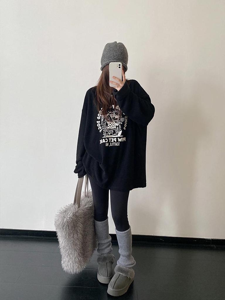 Trendy Plus Size Grey Printed Sweatshirt for Women - Long Sleeve, Round Neck, Loose Fit