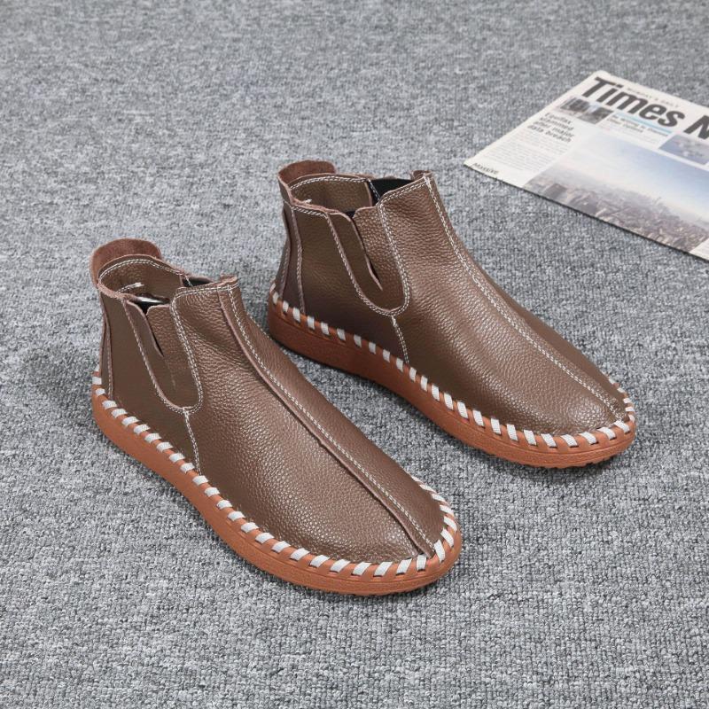 Men's Autumn and Winter New Corium Casual Shoes with Soft Soles High Tops and Flat Bottom Handmade Leather Shoe Male