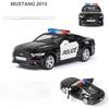 1:36 F-150 Mustang Challenger R8 Beetle Defender Camaro Serie Auto della Polizia Modello di Auto in Lega Metallica Pressofusa Giocattoli per Bambini Regali