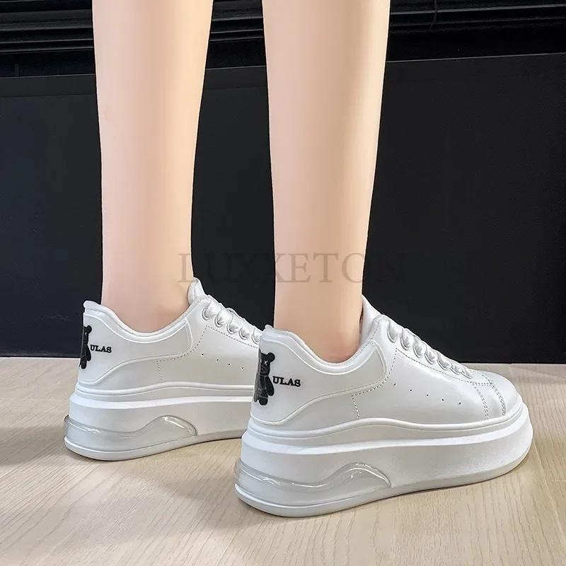 Little White Shoes Winter Korean Edition New Thick Sole Lace Up Sports Shoes Women Shoes Little Bear Casual Board Shoe
