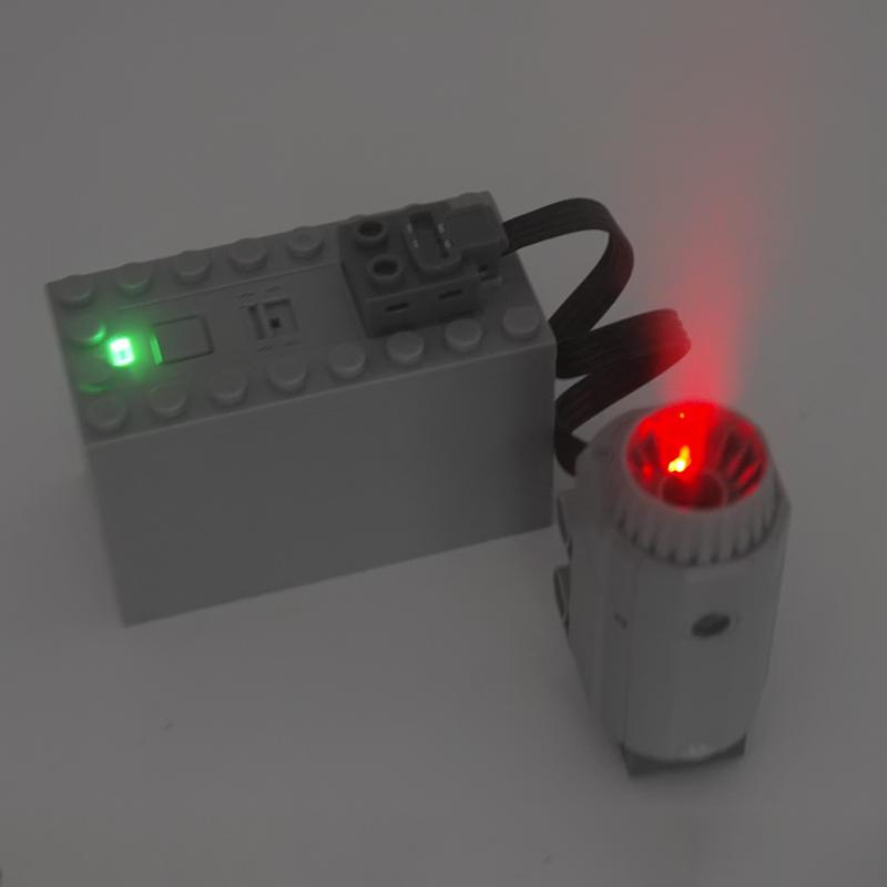 MOC Rauchabzugskit Elektrischer Sprüh-Motor für Baustein-Autos mit Realistischem Rauch-Effekt PF Kompatible Modifikations-Teile