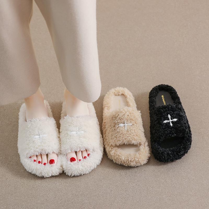 New spot, Mao Mao slippers women wear autumn and winter velvet cotton shoes Internet celebrity fashion Mao Mao shoes large size women's shoes