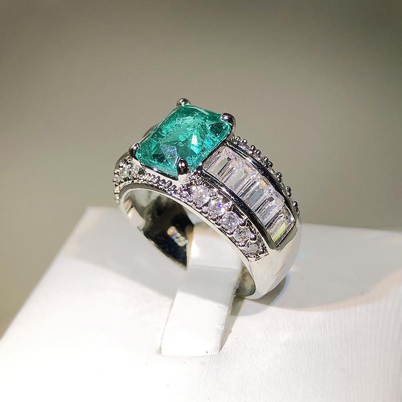 Inlay Artificially Cultivated High-carbon Precision Quality Princess Fang Paraiba Simulated Diamond Ring
