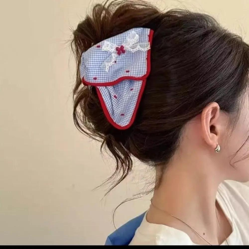 Blue material dumpling updo hair clip hair clip hair pin