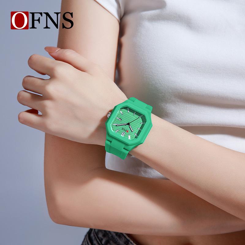 Oufanni Trendy Square Student Quartz Waterproof Luminous Wristwatch