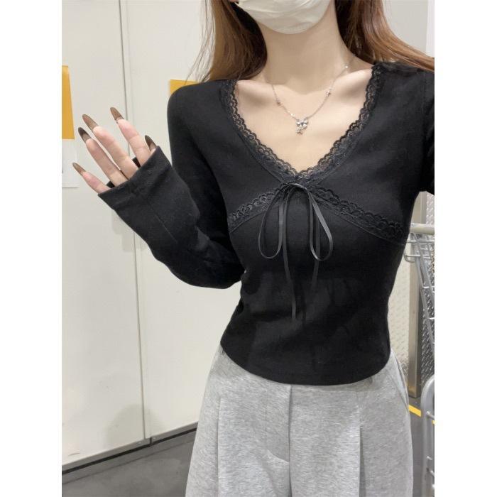 

Autumn and winter polished German velvet v-neck lace splicing cross long-sleeved T-shirt women s slim and thin short bottoming top xl [recommended 57.5-62.5kg ] чорний