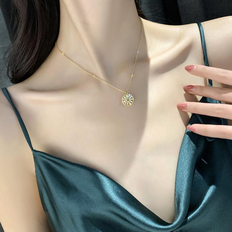 1 Stück Zirkon Strass Kupfer Anhänger Stahl Halskette Schlüsselbein Kette Einfach Modisch Geschenk Damen Mädchen Elegante Accessoires