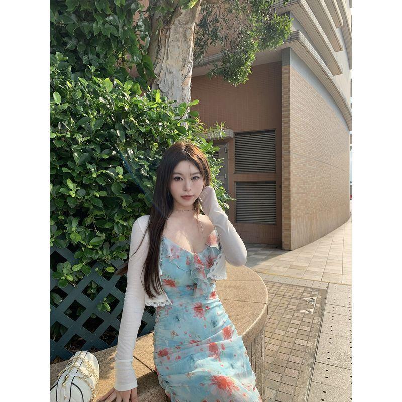 

Wildly Spicy, Hot California Style, Slightly Chubby Girl s Pure Desire Sexy Halter Dress, Summer Plus-Size Dress for Women Light Beige Cardigan M