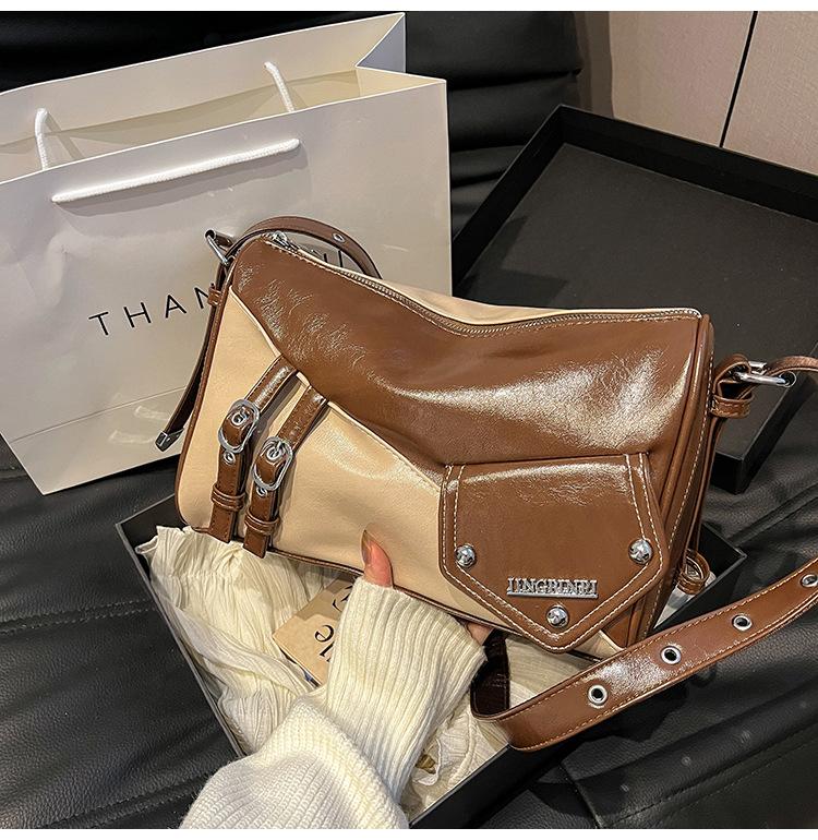 

Ретро лоскутная сумка подмышку женская большой вместимости новая осенне-зимняя универсальная на одно плечо кроссбоди сумка-подушка коричневый