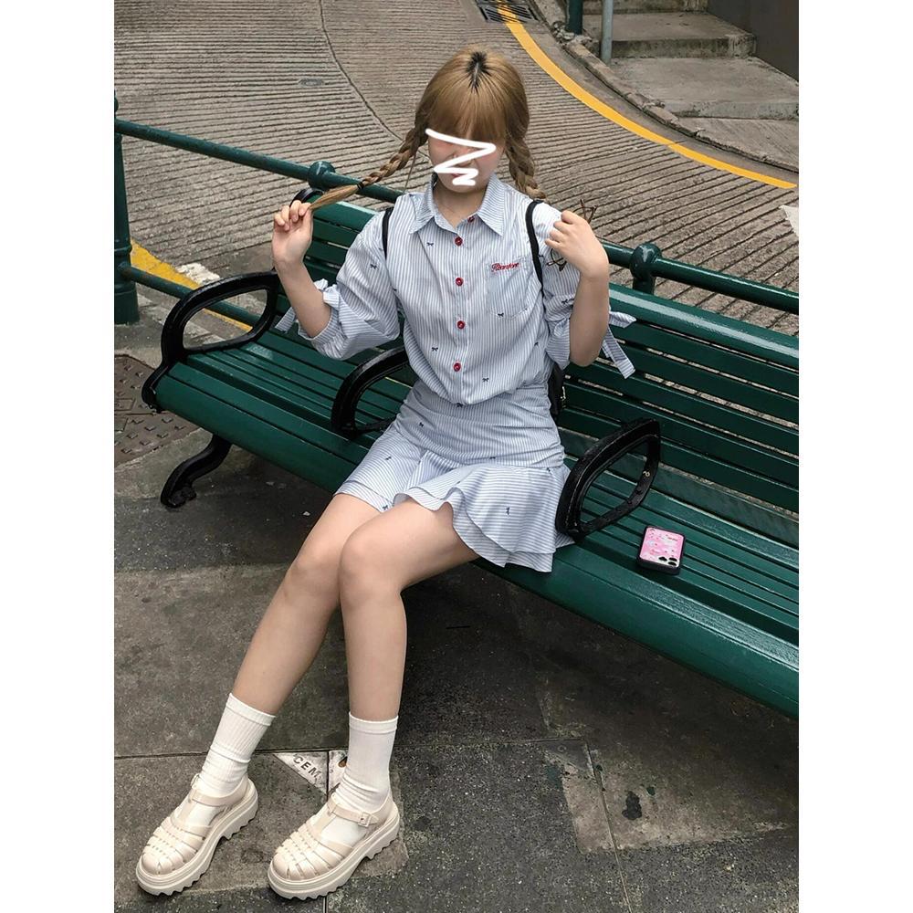 

Платье с оборкой, плиссированная юбка для девочек, элегантный лацкан, рукав средней длины, поясная рубашка-юбка, сине-белая полоска XL- (recommended 110-60kg)