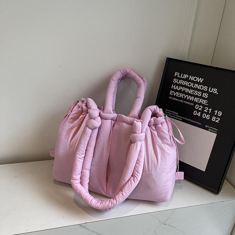 Puffer Tote Bag Lightweight Shoulder Bag Trendy Puffy Handbag Large Capacity Pillow Shopper Bag for Women Work Shopping Travel