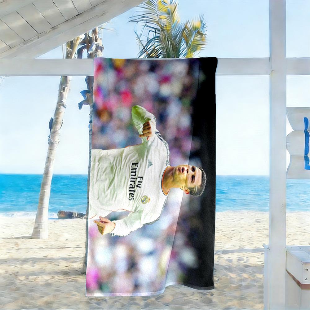 Golden Soccer Legend Beach Towel High Absorbency & Quick-Dry Comfortable Lightweight