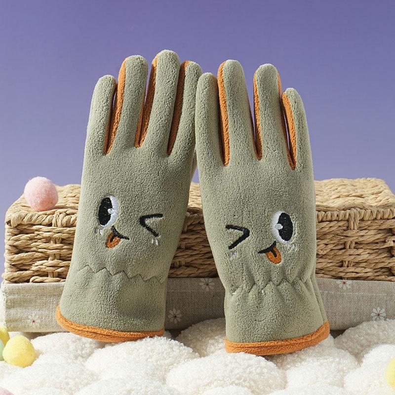Gants pour enfants hommes et femmes ours de dessin animé brodés automne et hiver extérieur équitation patin à roulettes velours coupe-vent gants chauds