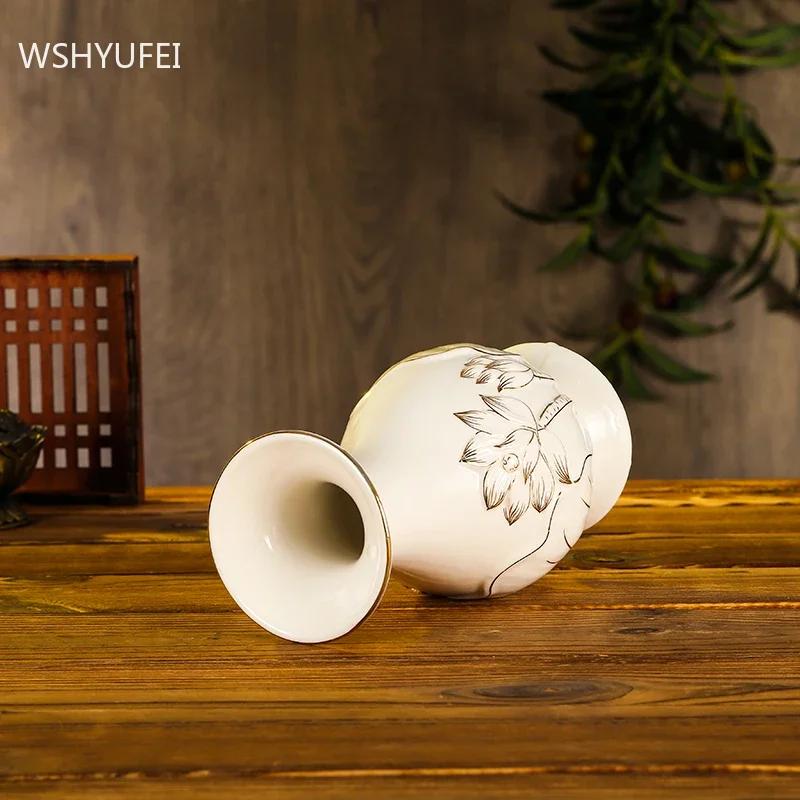 Chinese Ceramics Guanyin Holy Water Bottle Home Desktop Flower Arrangement Vase Buddha Hall Worship Vases Decoration Crafts