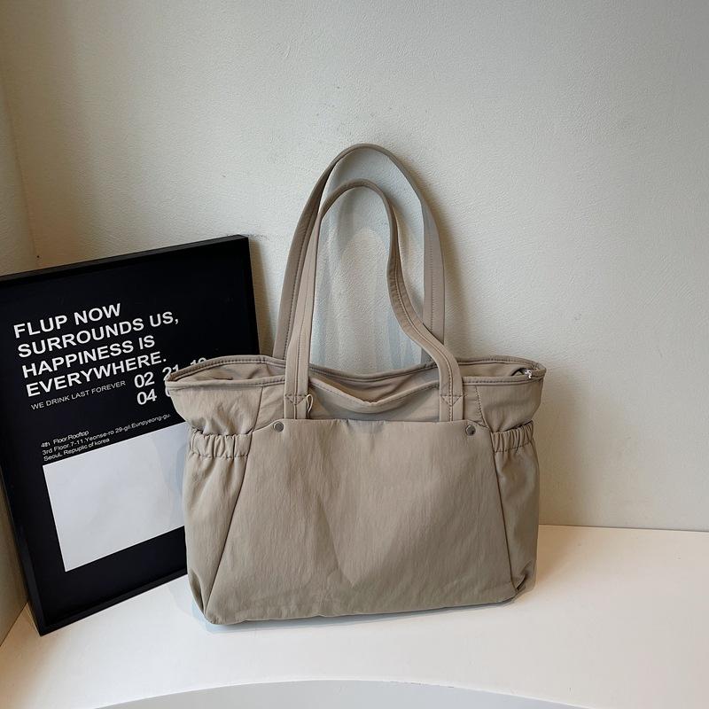 Women's Shoulder Bag Urban Commuting Large Capacity Niche Design Light Travel Simple Handbag Student Tote Bag