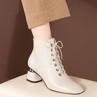 Kurze Stiefel mit grobem Absatz Vielseitige Lederstiefel mit mittlerem Absatz und quadratischem Kopf zum Schnüren für Damen Martin-Stiefel Mom-Stiefel