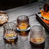 Verdicktes Kristall-Whisky-Tumblerglas, drehend, kippsicher, Scotch-, Bourbon-, Cocktailglas, Barzubehör, Heimgebrauch, Rocks-Glas für kalte Getränke
