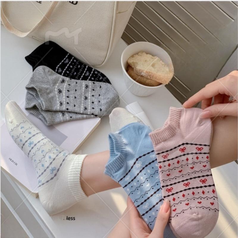 Spring and Summer Socks for Women, Pure Cotton Boneless Short Socks, Versatile, Simple and Trendy Socks, Boat Socks, Shallow Mouth, School Style